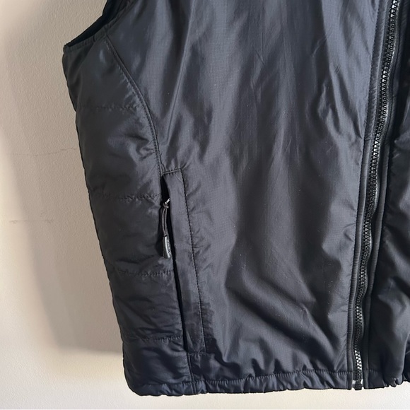 Eastern Mountain Sports ~ EMS Men’s Black Primaloft Insulated Vest in size Small - Picture 5 of 12
